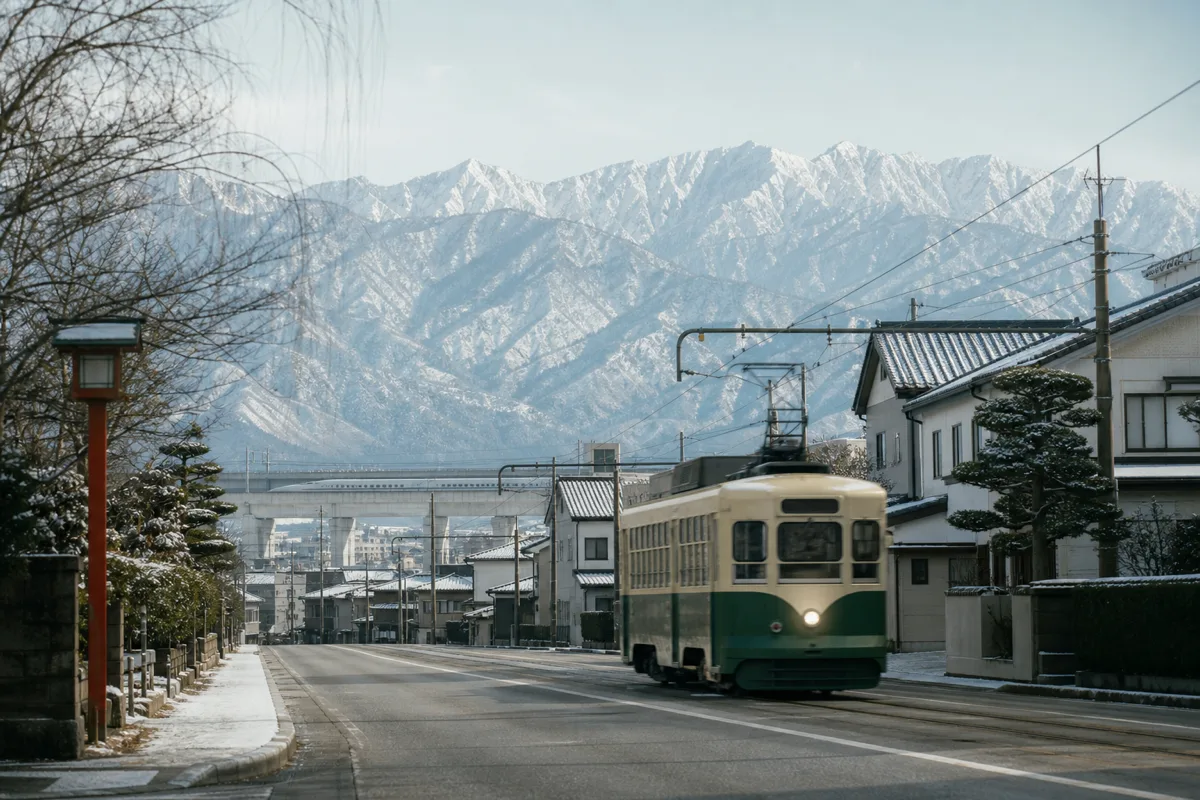 【2026最新】富山県の空室対策！「くすりの富山」と北陸新幹線がもたらした需要変化